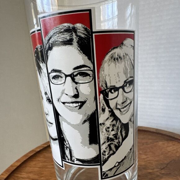 Big Bang Theory Bazinga! Pint Glass drinking glass Tumbler Warner Brothers - Picture 3 of 4